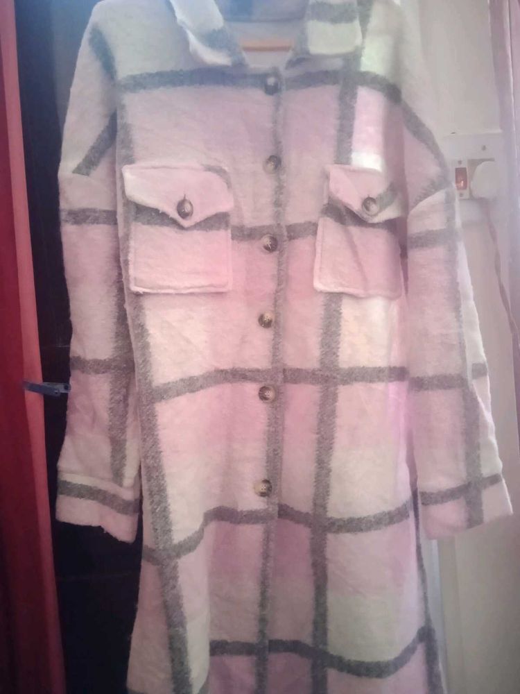 Chic lightweight coat