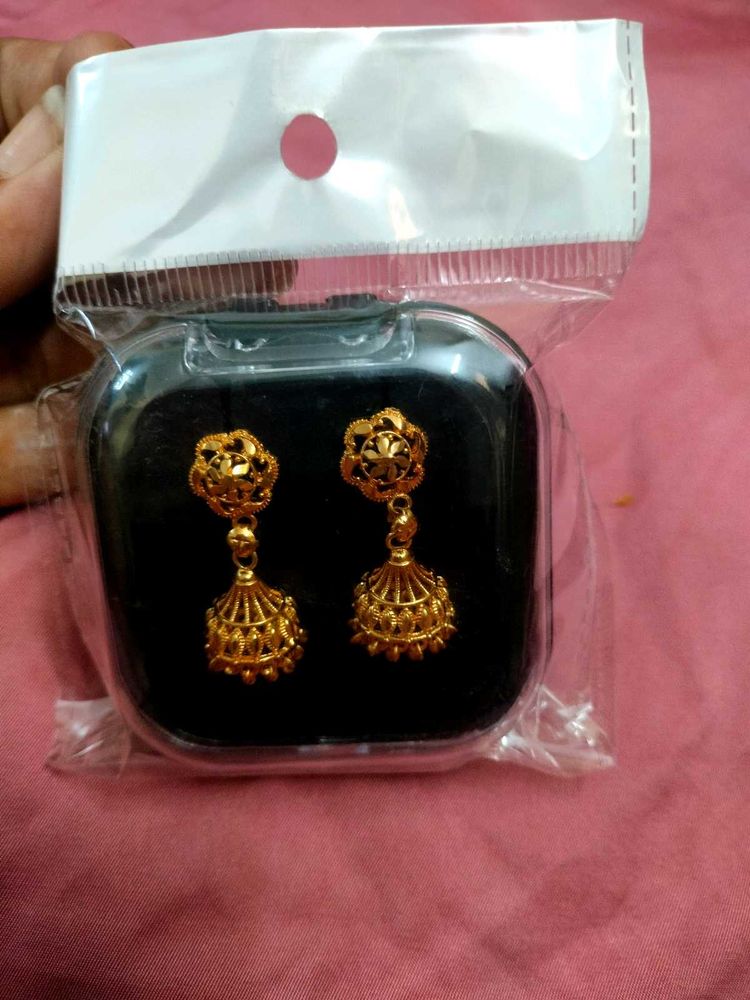Gold Tone Jhumka Earrings