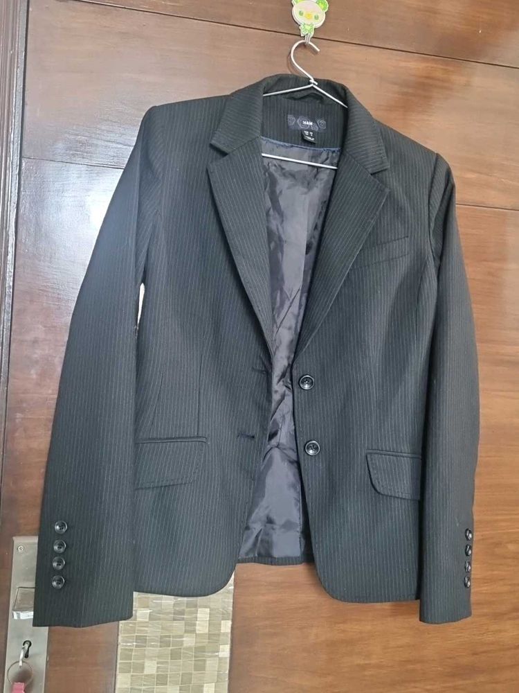 H&amp;M Pinstripe Blazer - Classic Style