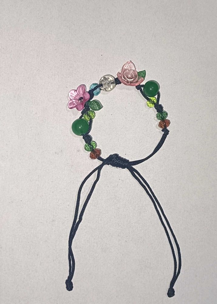 Handmade Beaded Bracelet with Flowers