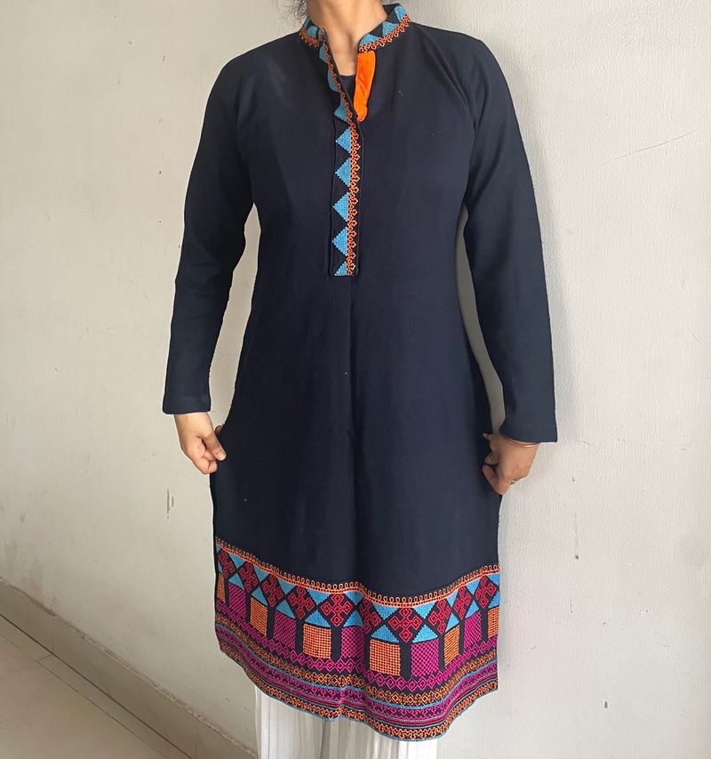 Knitted Wollen Kurti