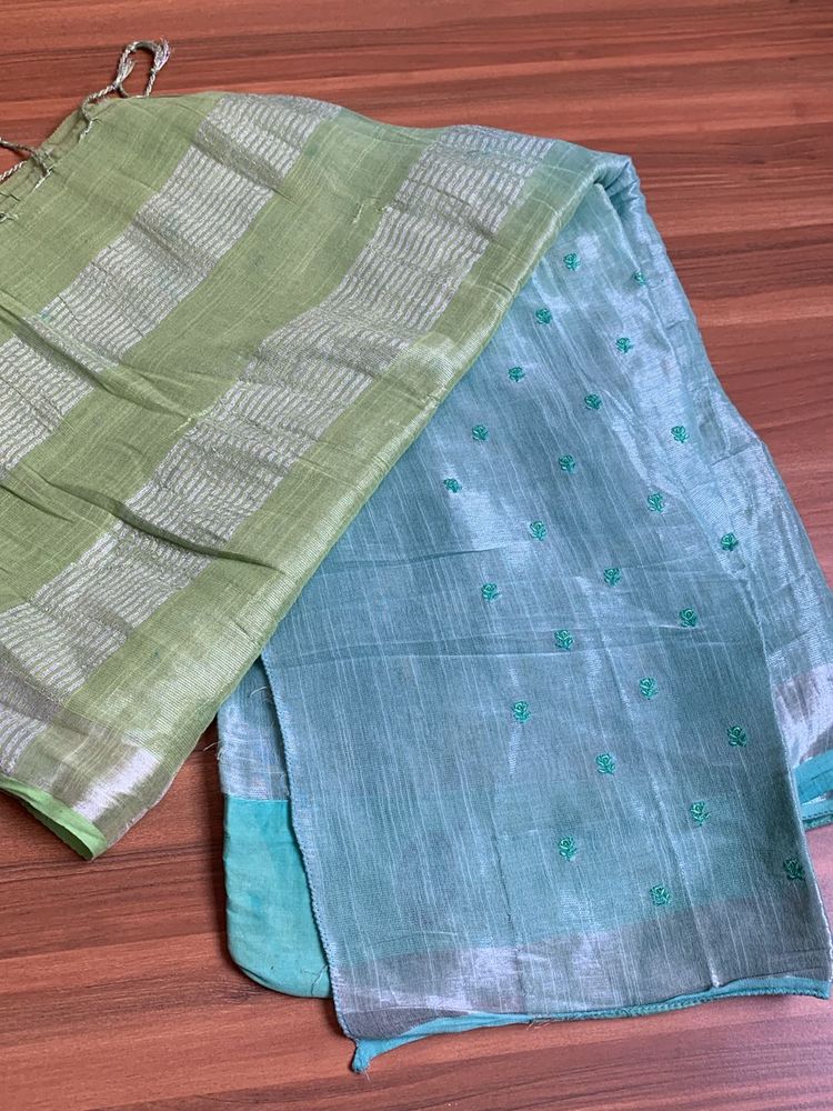 A Pretty Saree With Blouse