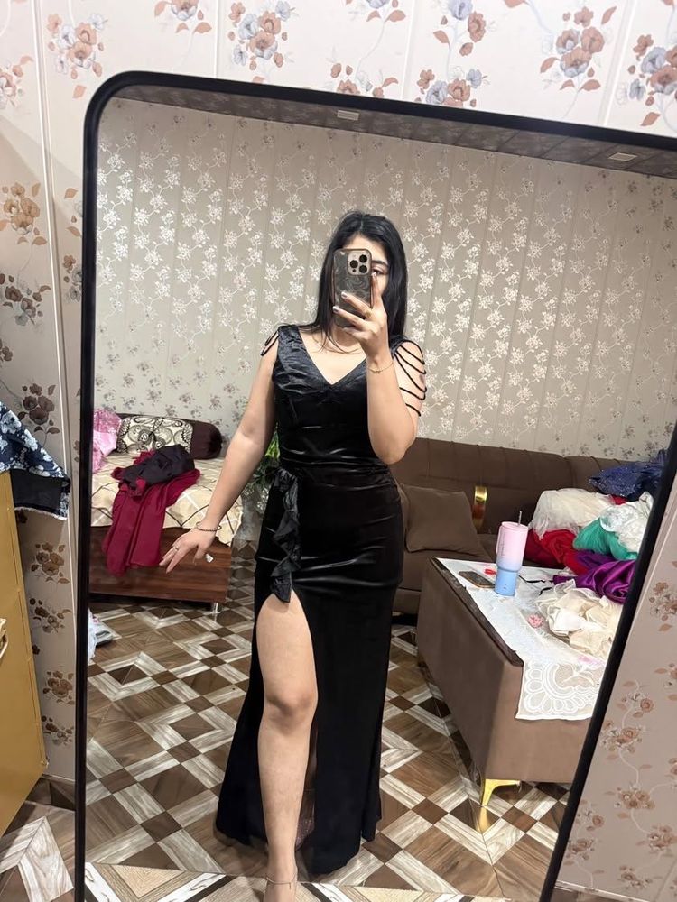 Elegant Black Maxi Dress🎀❤️🌻