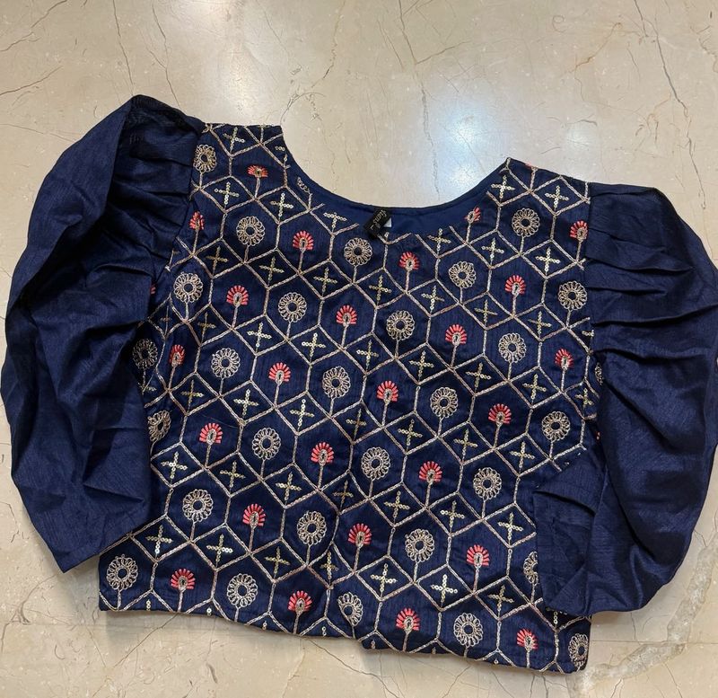 Embroidered Puff Sleeve Blouse