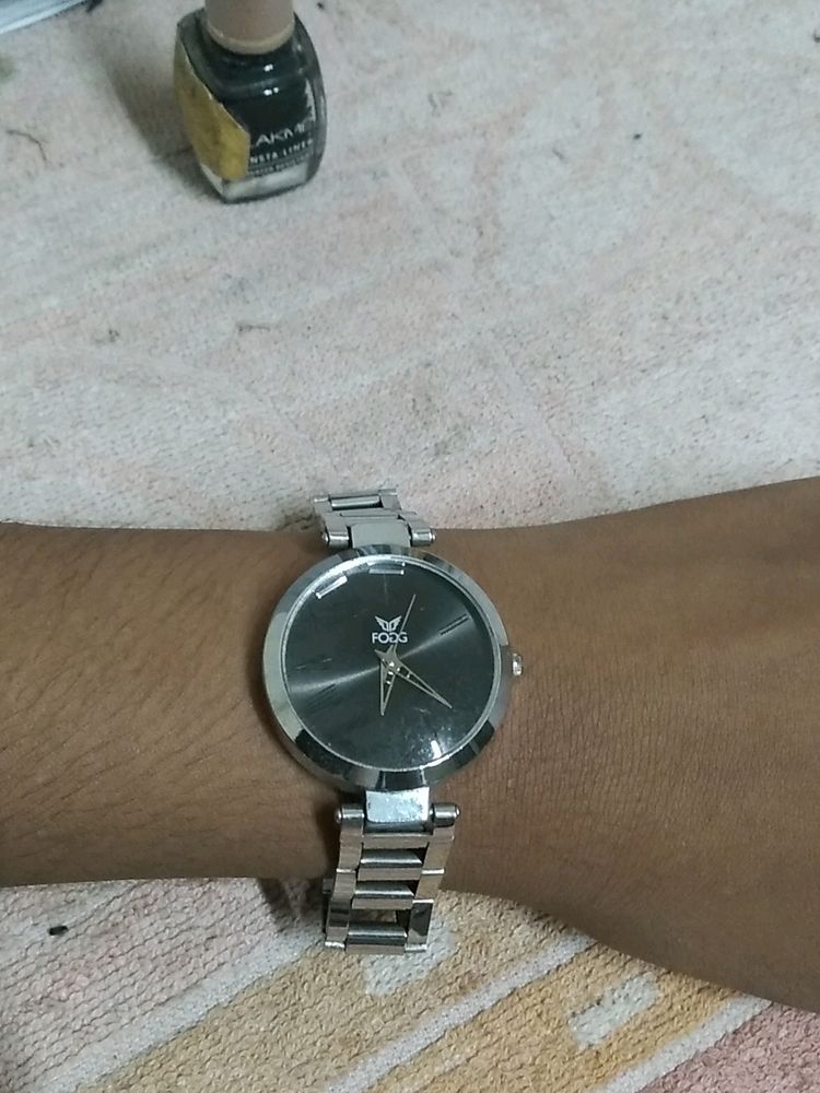 Women Wrist Watch (Metal Strap)
