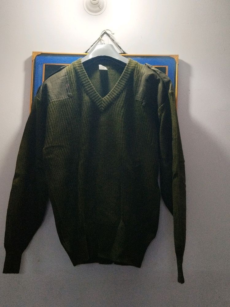 Men Sweater.... Without Used..