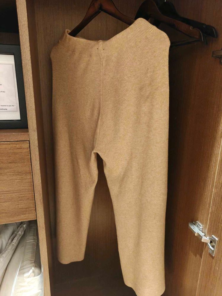 Beige Knit Pants - Cozy &amp; Stylish