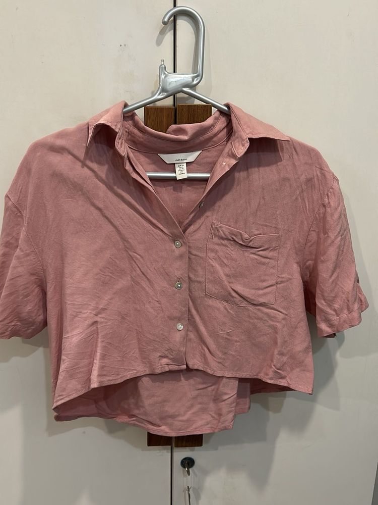 h&amp;m  Pink Cropped Button-Up Shirt