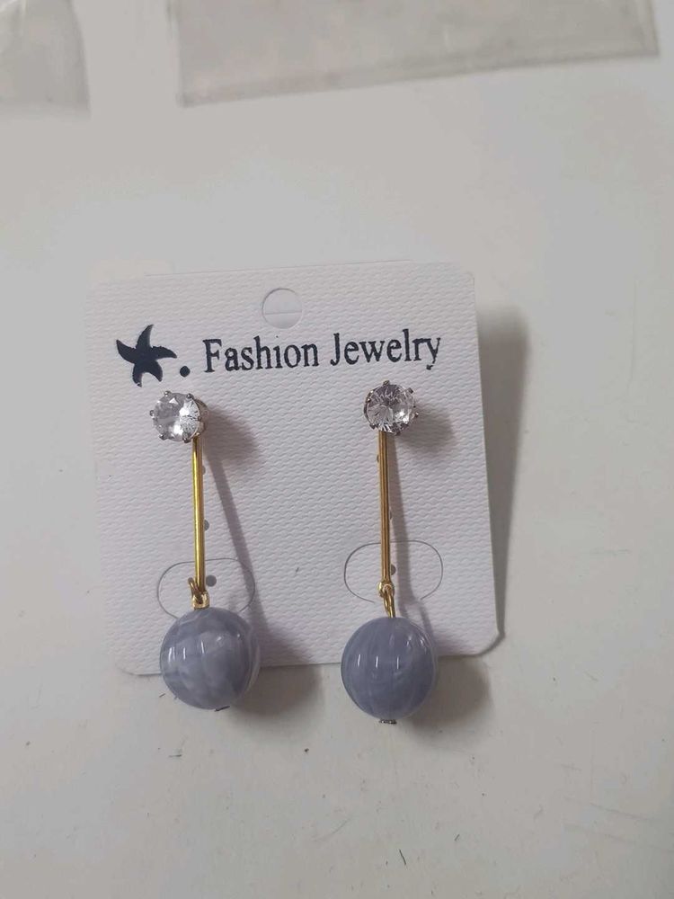 Fashionable Drop Earrings
