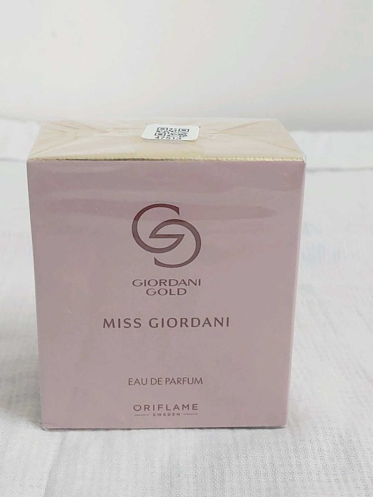 Oriflame Miss Giordani Perfume