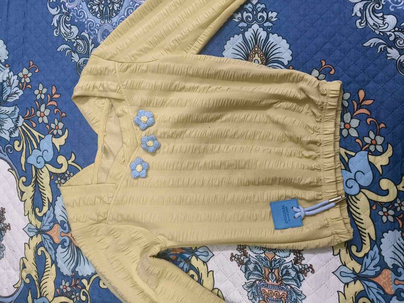 Cute Yellow full sleeve top for 8-9 years girl