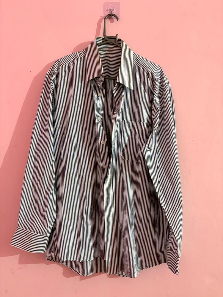 Classic Striped unisex Shirt