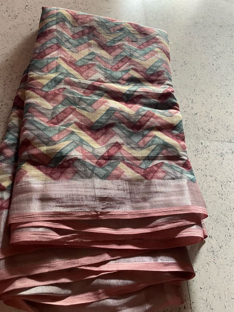 Printed Saree with Geometric Pattern