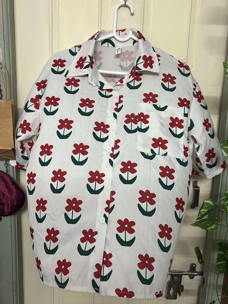 Cute Floral Print Button-Up Shirt