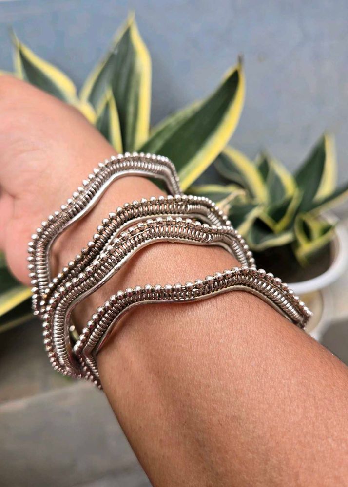 Boho Silver Wavy Bangles