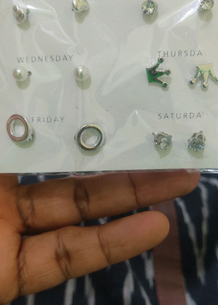 14 Earrings Set