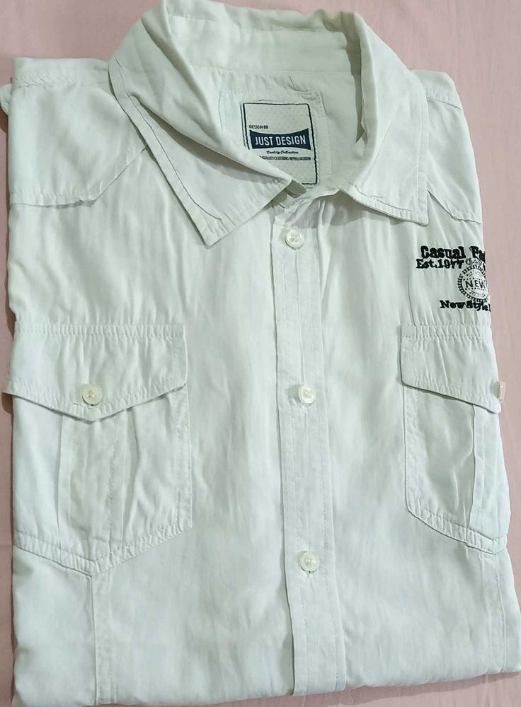 Men's Casual Button-Up Shirt