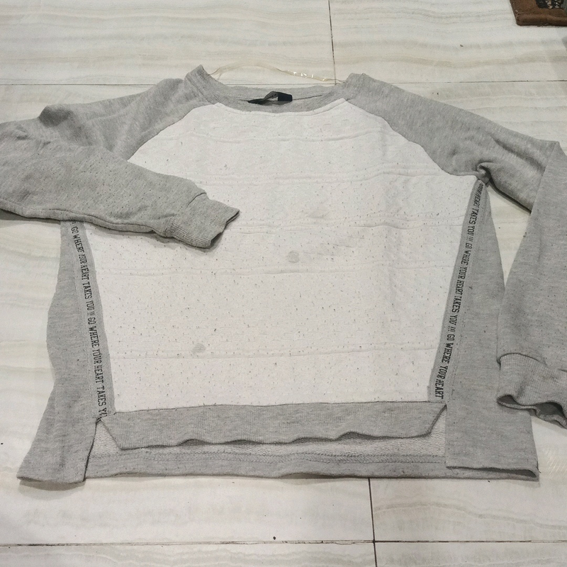 Grey Raglan Crewneck Sweatshirt with Print