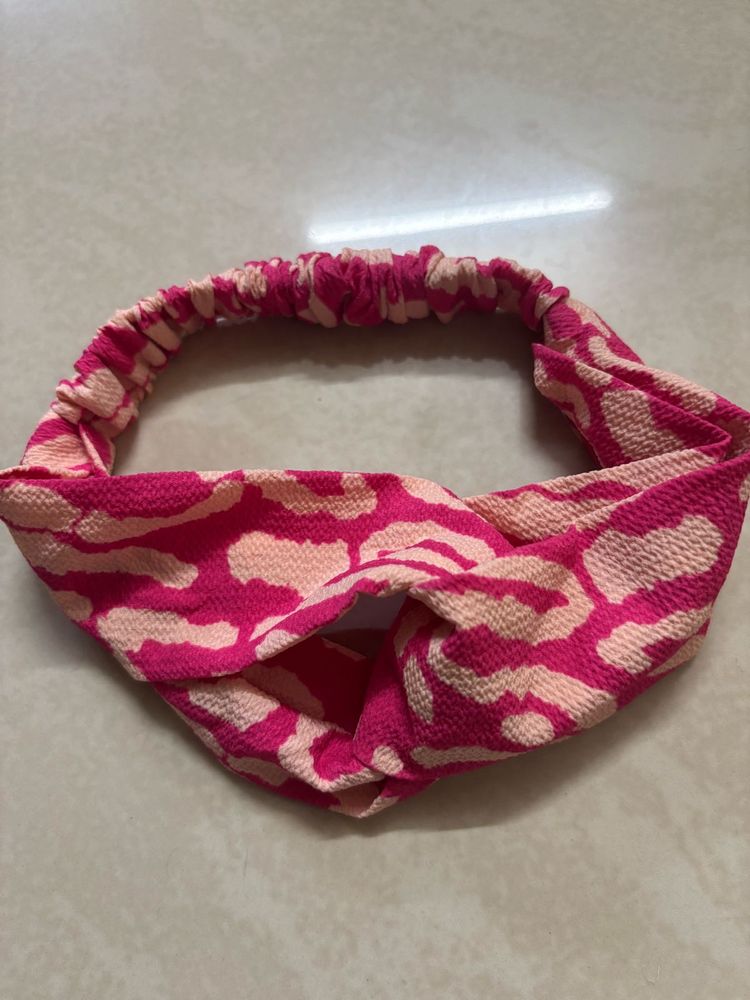 Trendy Pink Leopard Print Twisted Knot Headband