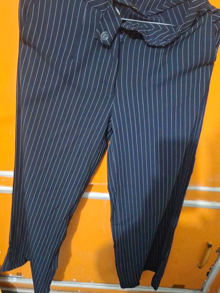 Chic Pinstripe Trousers