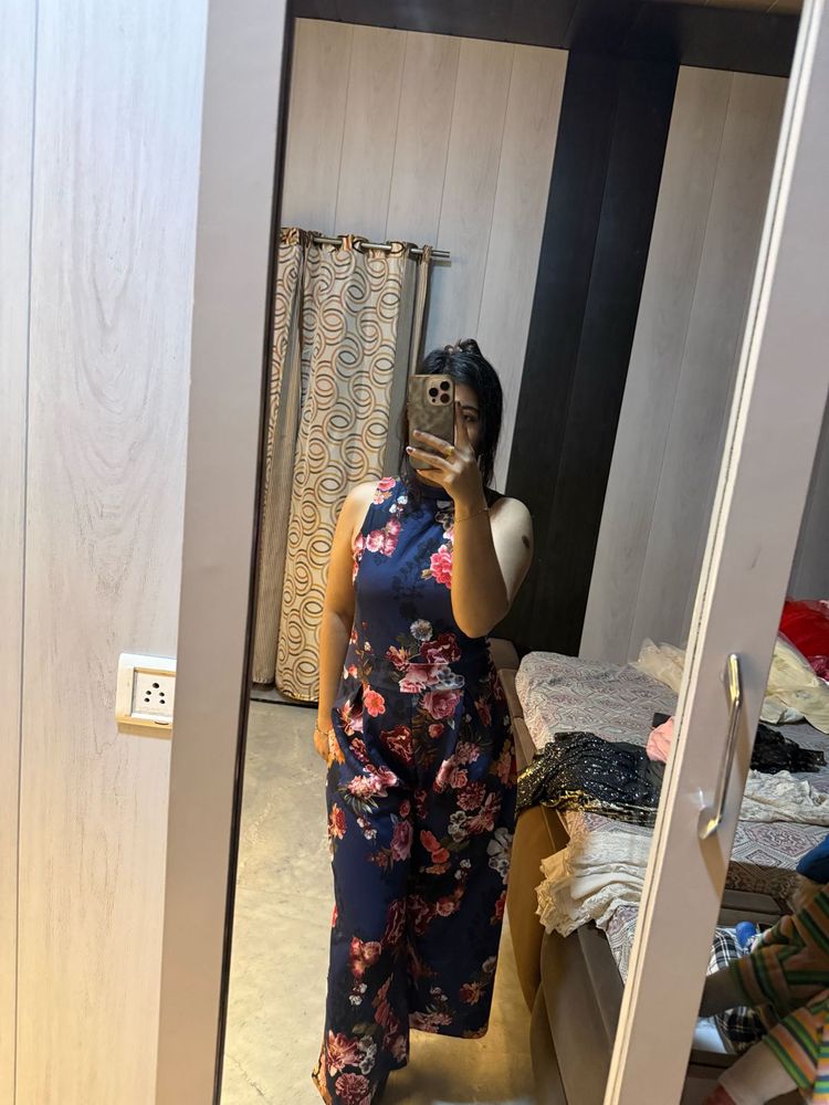Navy Blue Floral Jumpsuit🦋❤️