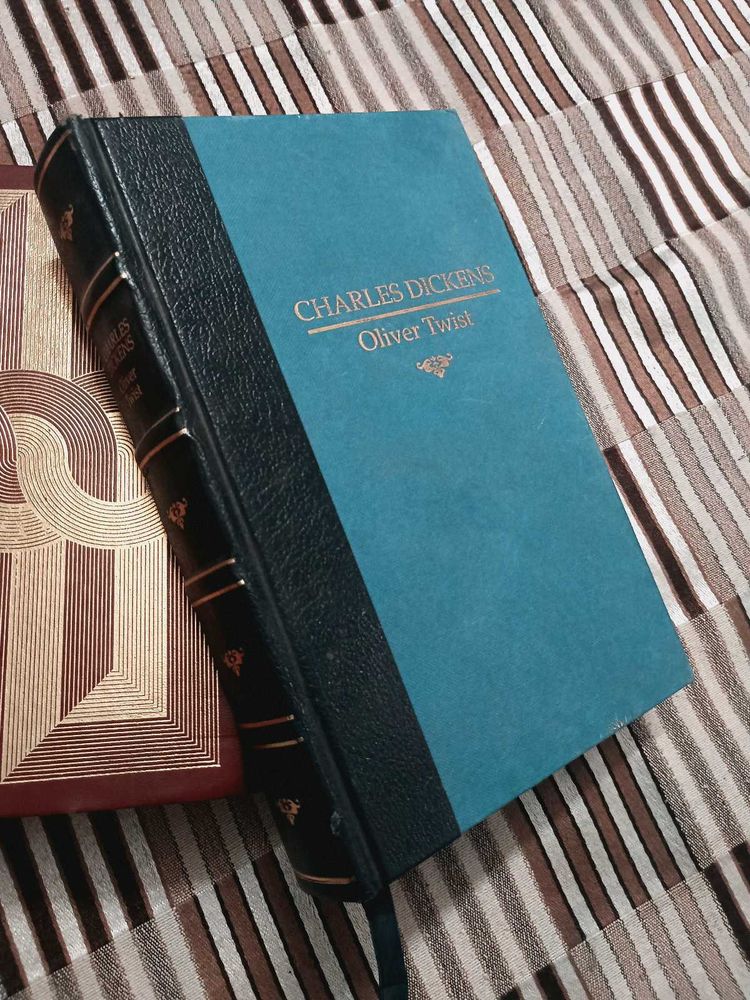 Charles Oliver Twist Hardcover Book