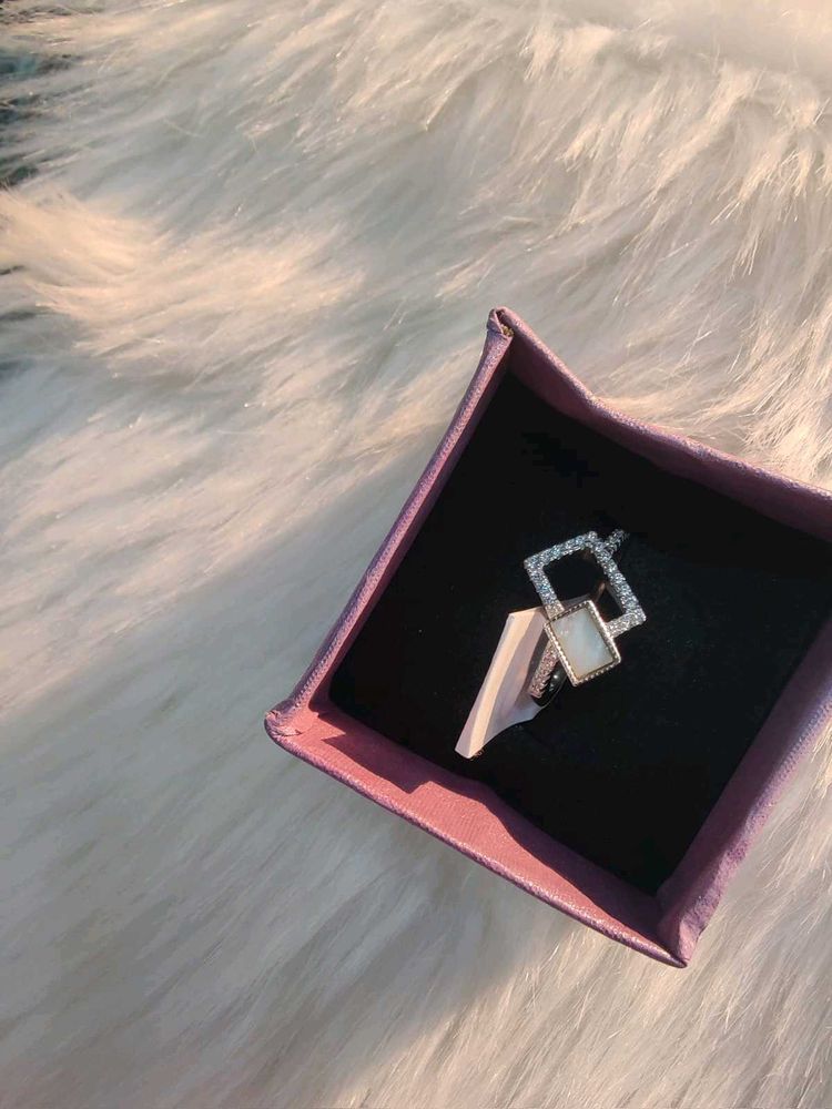 92.5 Silver Ring Wth Hallmark