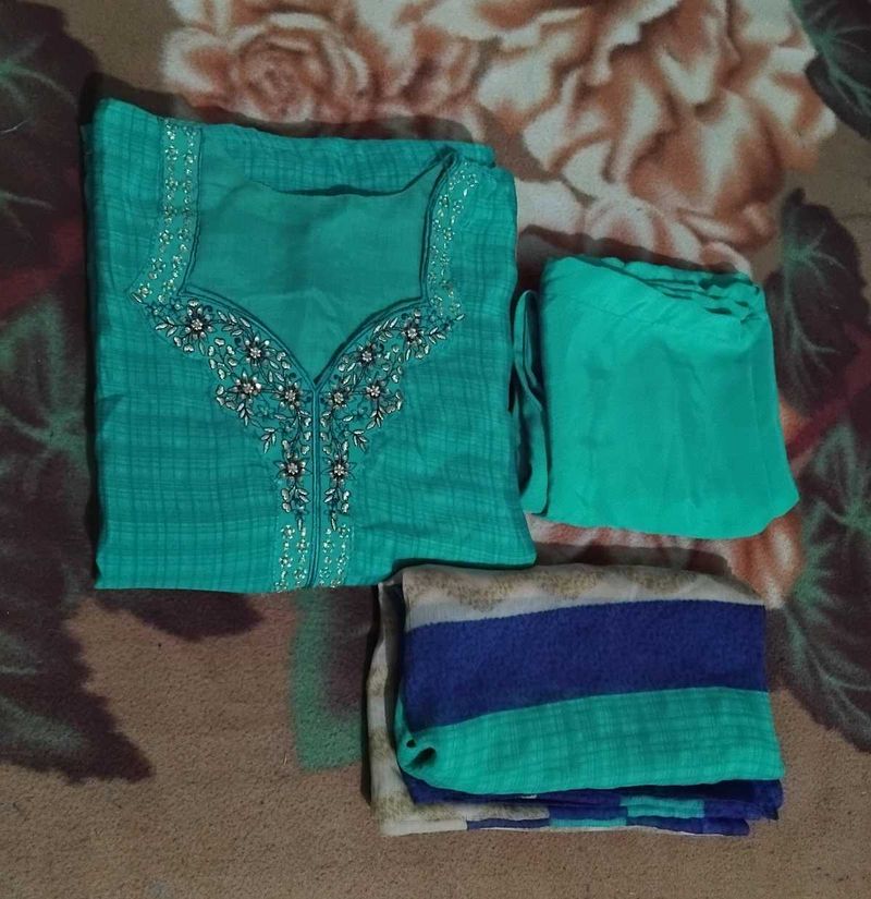 Teal Embroidered shiffon Kurta Set