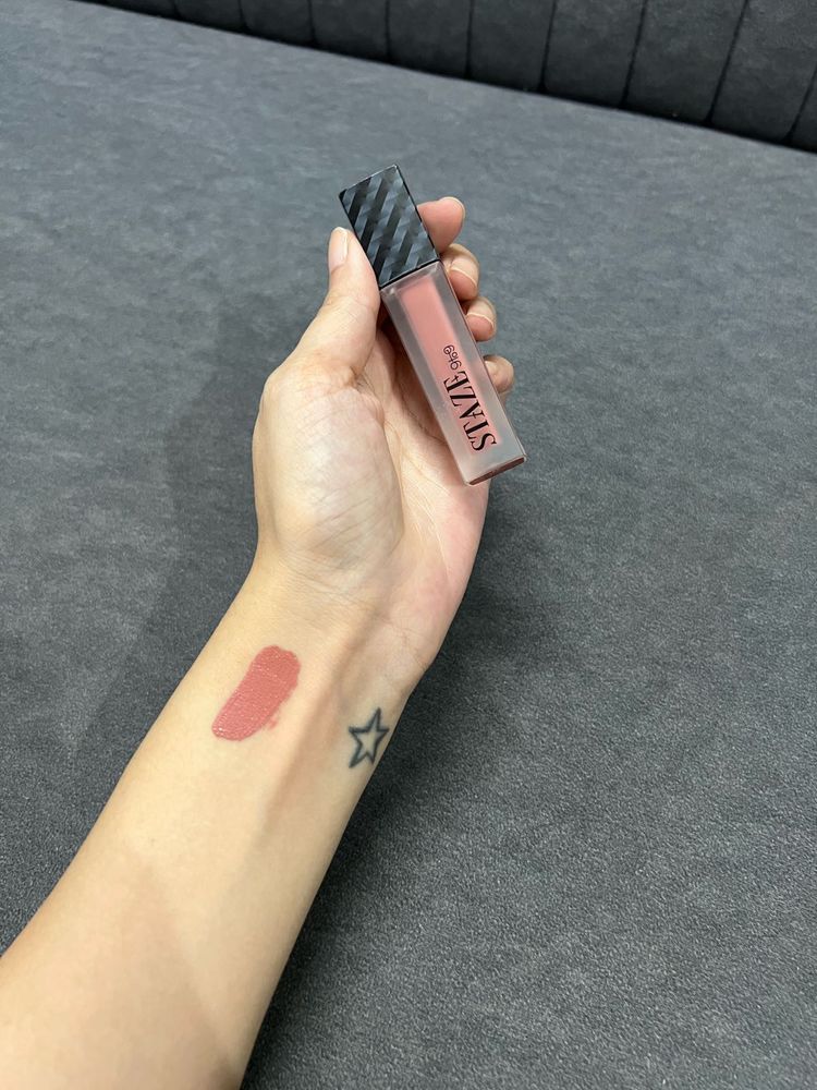 Staze Matte Liquid Lipst