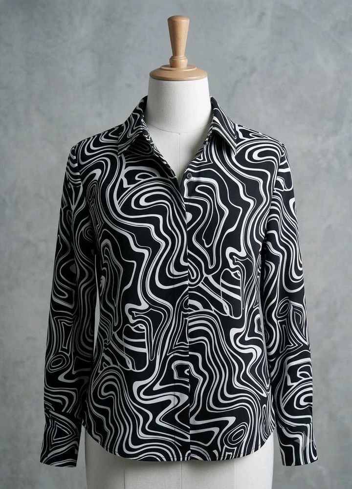 Chic Black &amp; White marble print Button-Do