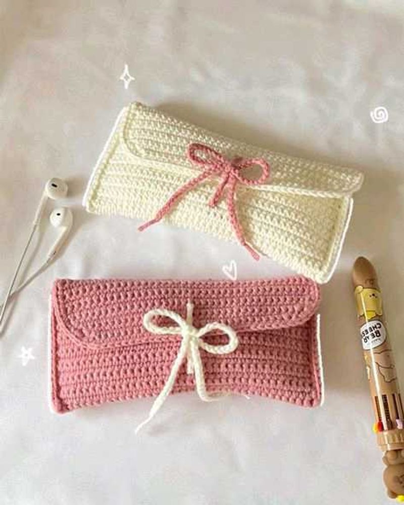 2 Crochet Pouches with Bow Detail