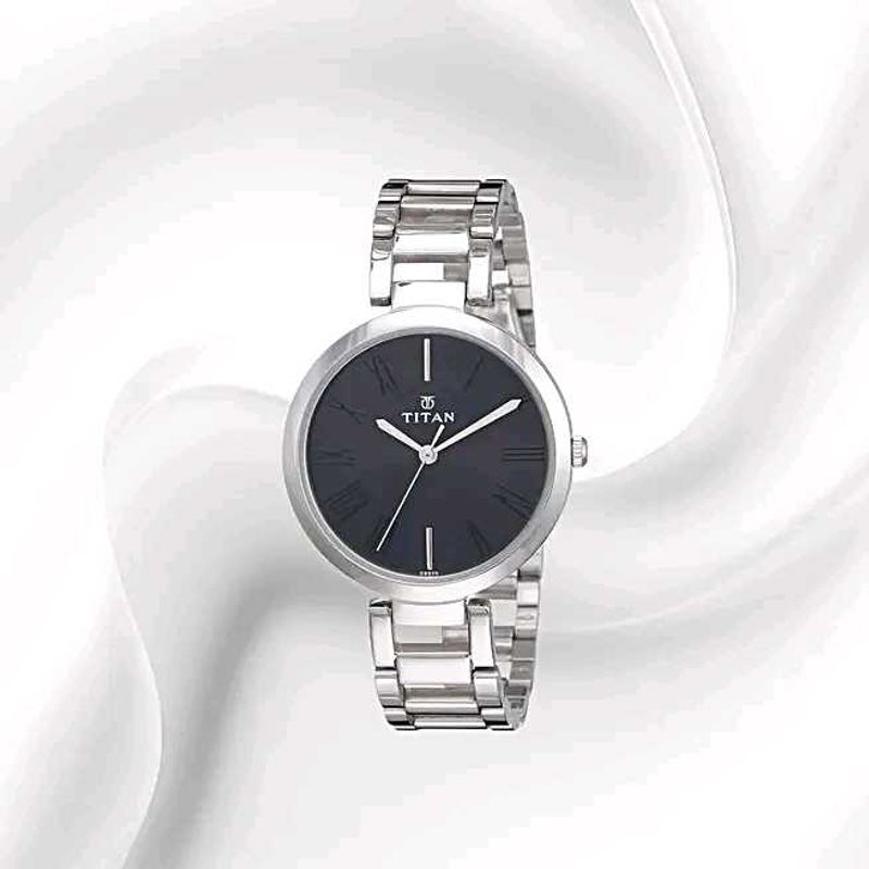 Titan Youth Analog Black Dial Women's Watch🩶
