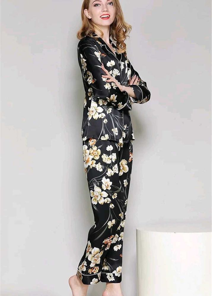 Luxurious Floral Print Silk Pajama 🌸