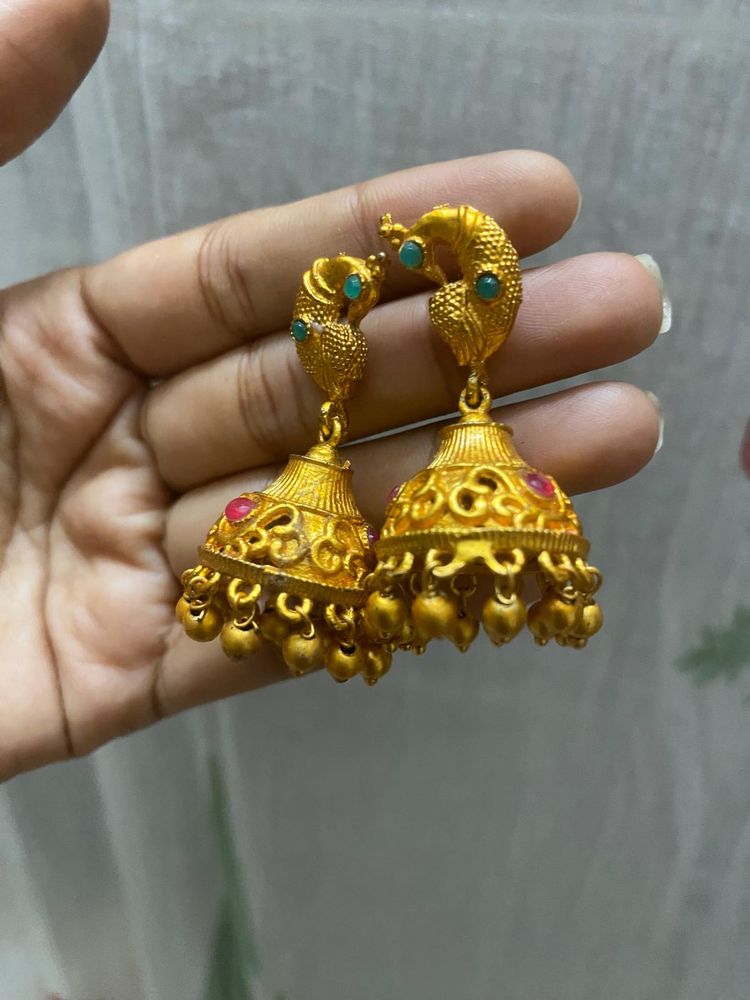 Gold finish antique jhumka
