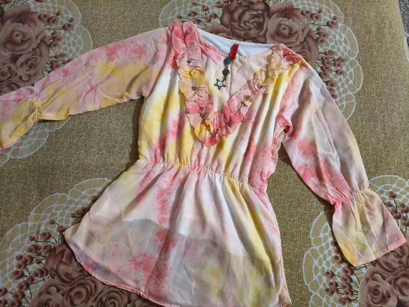 Boho Tie-Dye Ruffled top