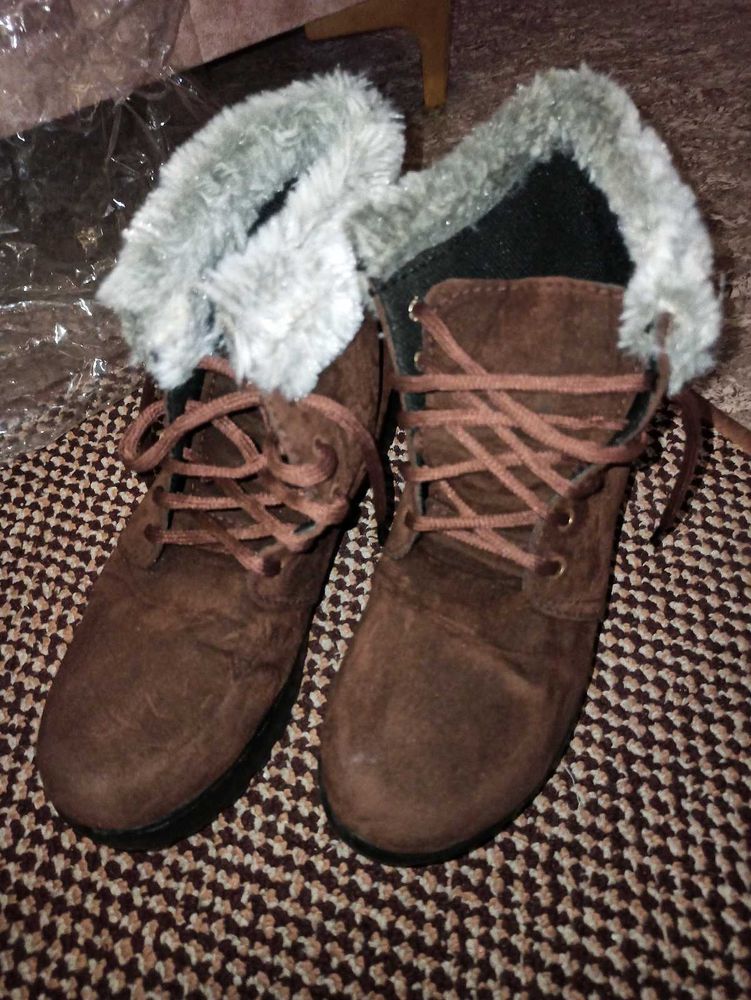 Brown Fur Trim Boots