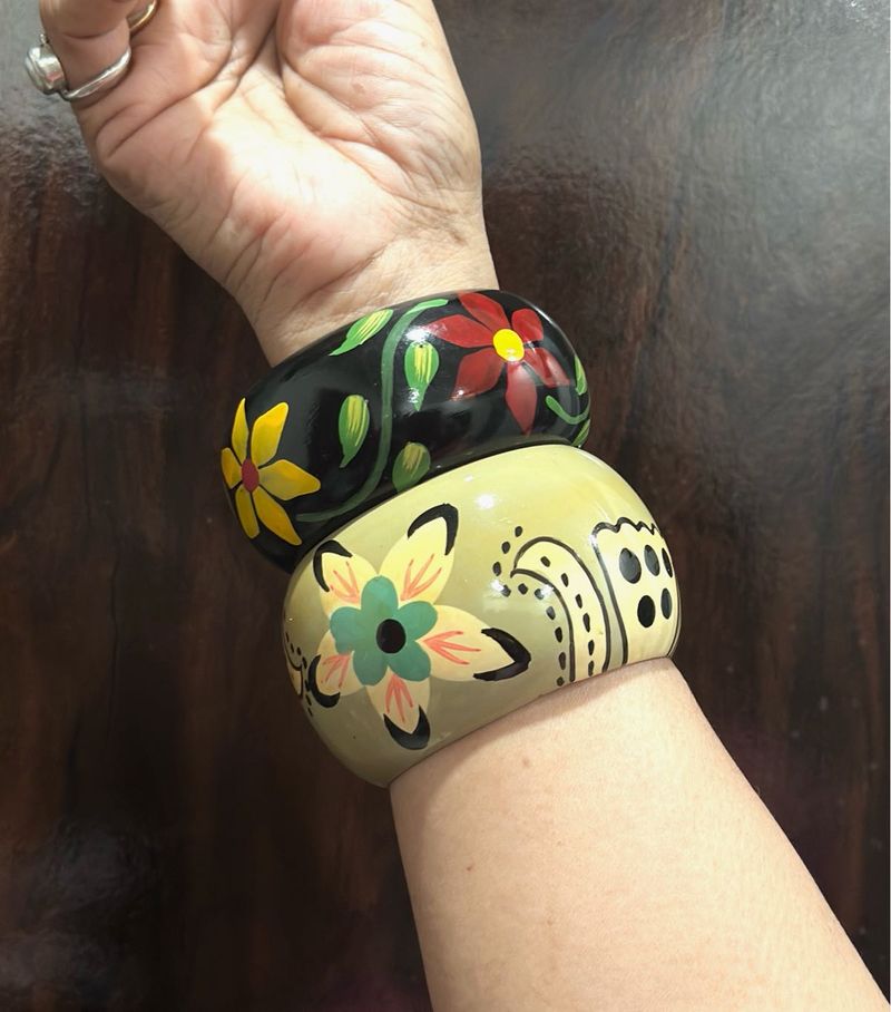 y2k Wooden Handpainted Bangles