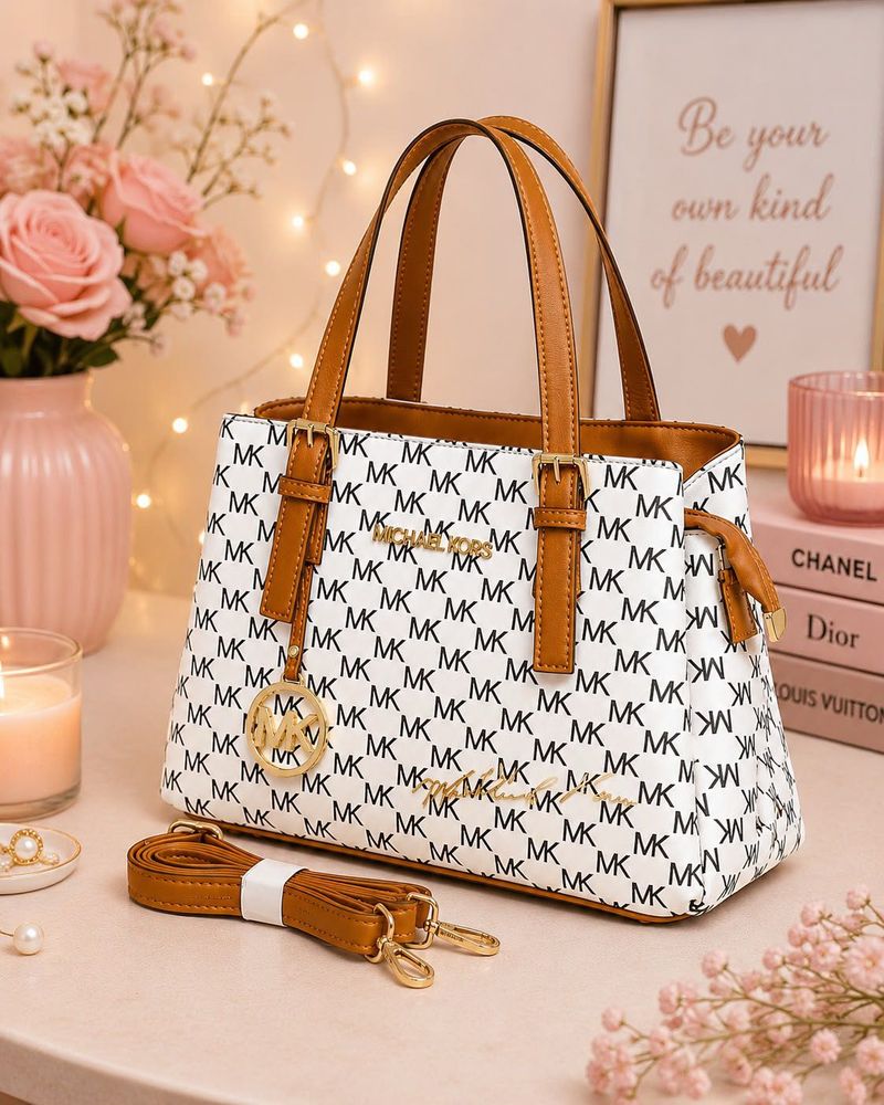 Michael Kors Signature Tote Bag