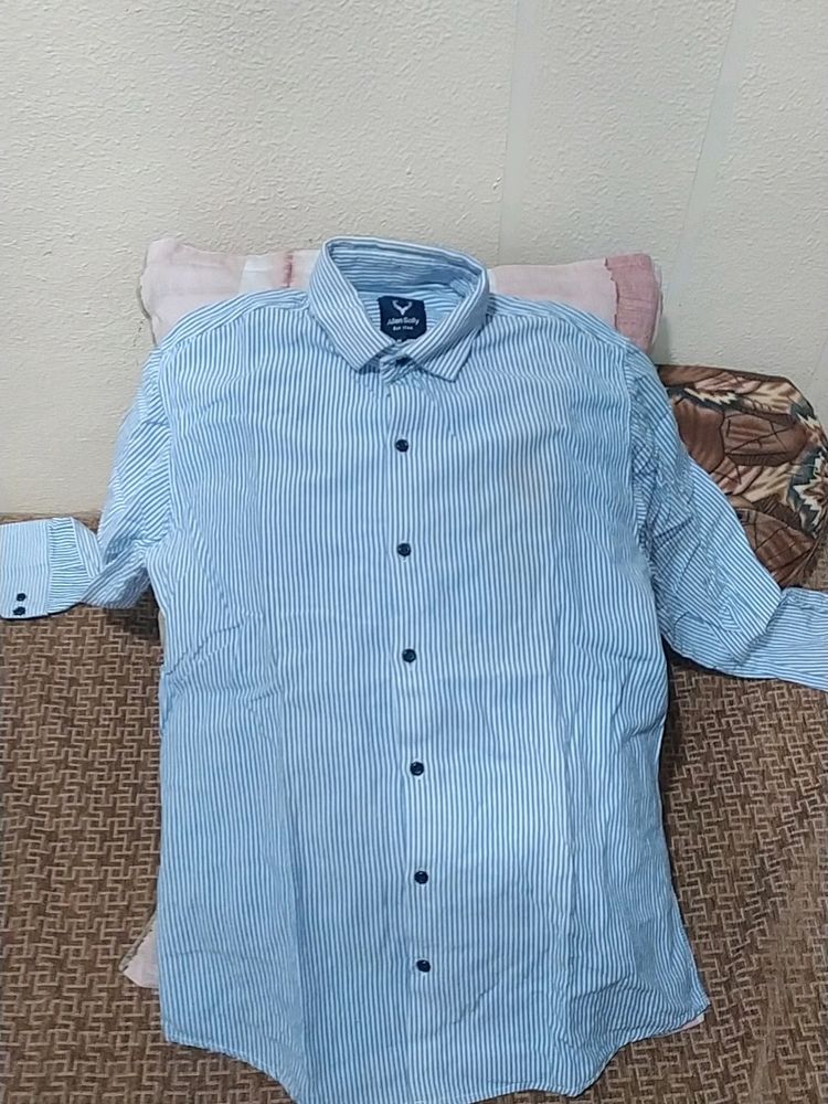 Lite Blue Checks