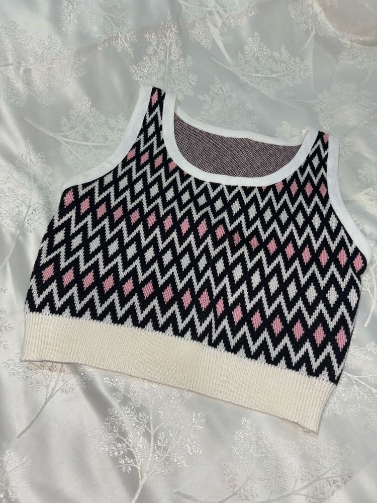 Chic Diamond Pattern Knit Tank Top