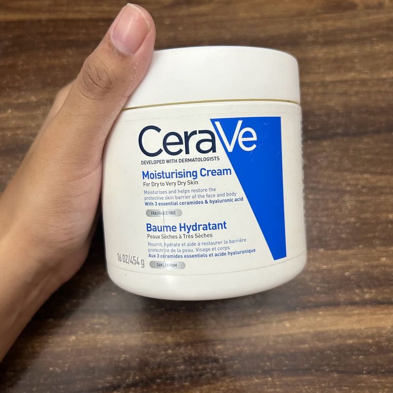 CeraVe Moisturising Cream for Dry Skin