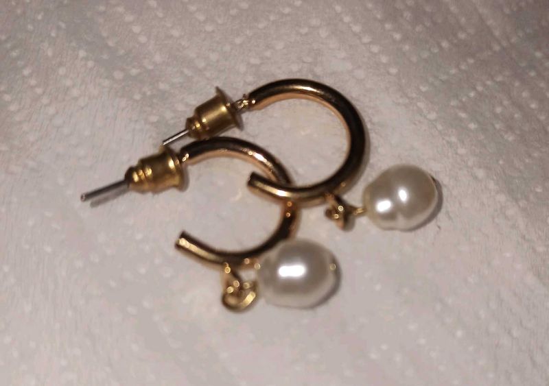 Minimal Gold Pearl Hoop Earrings