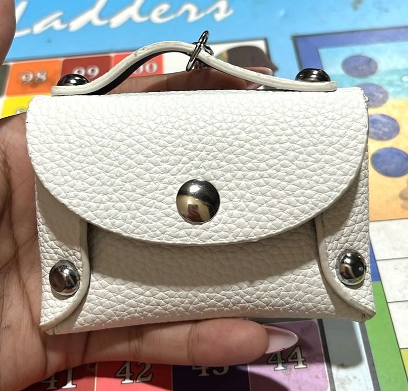 Chic White Mini Pouch Bag
