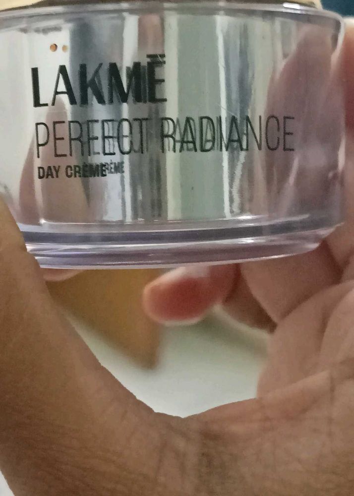 Lakme Perfect Radiance Day Cream