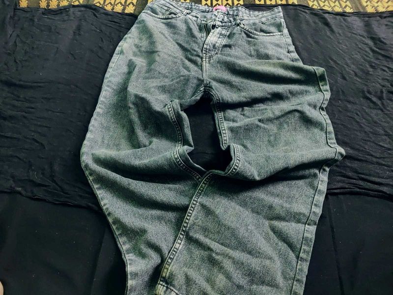 straight cut jeans