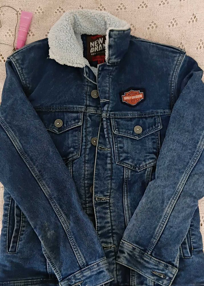 Stylish furr Denim Jacket with Sherpa Collar