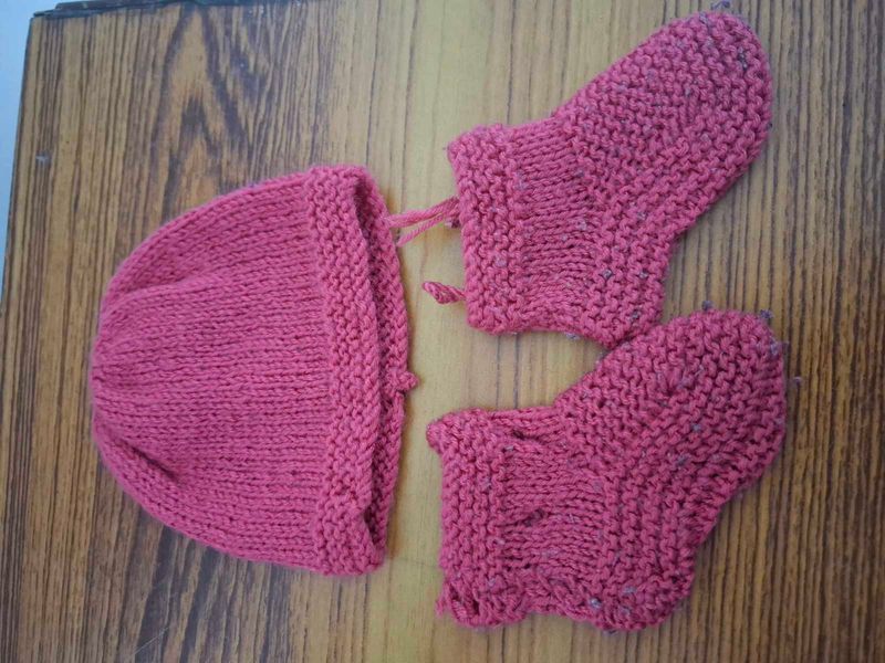 Woolen Cap With Socks