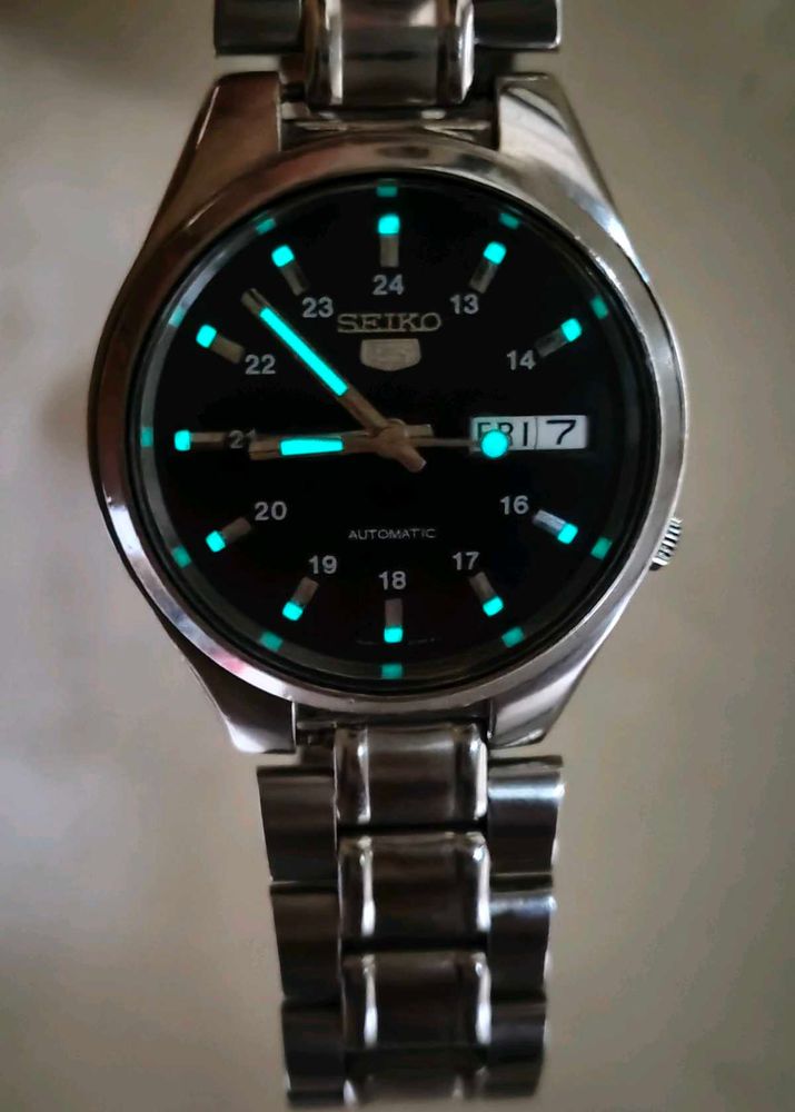 Vintage Seiko 5 Automatic Watch