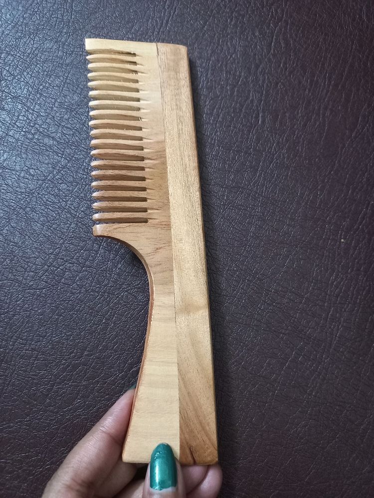 NEEM WOODEN COMB