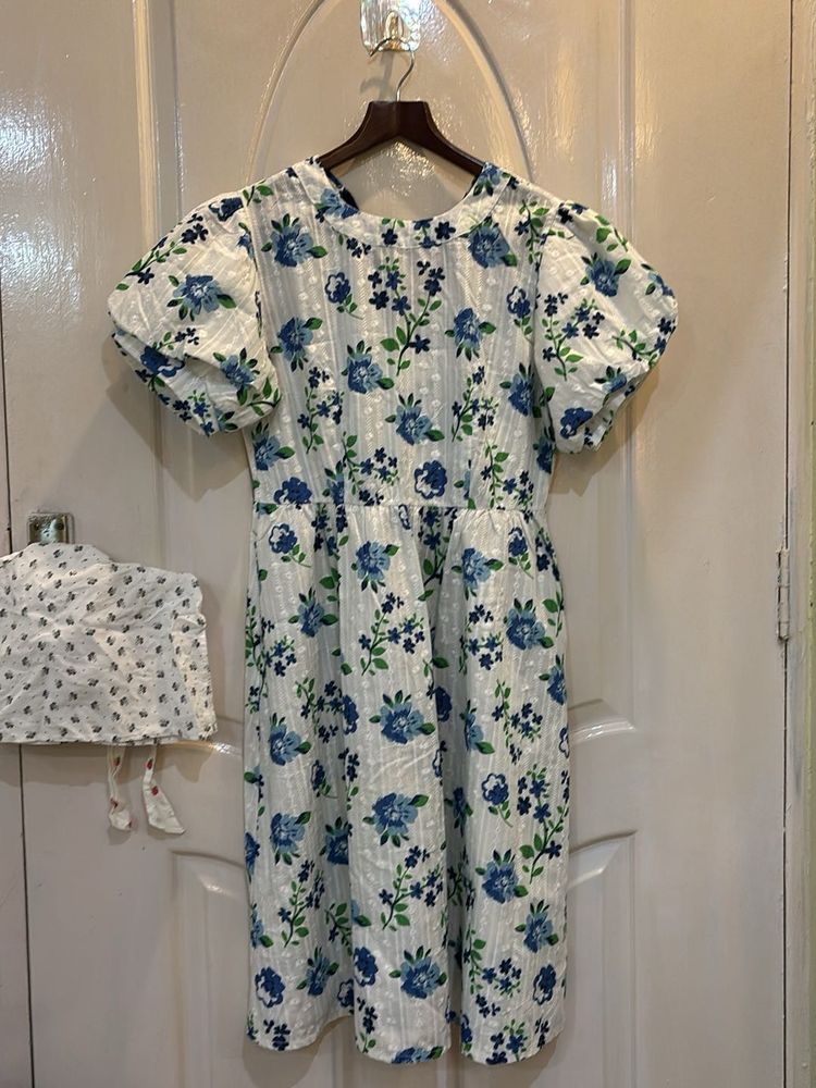 Chic Floral Puff Sleeve Dress